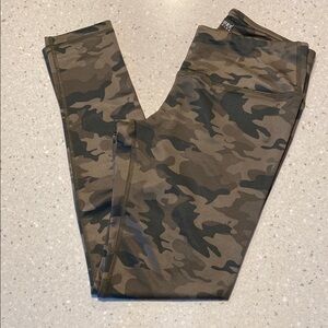 90* camo print leggings